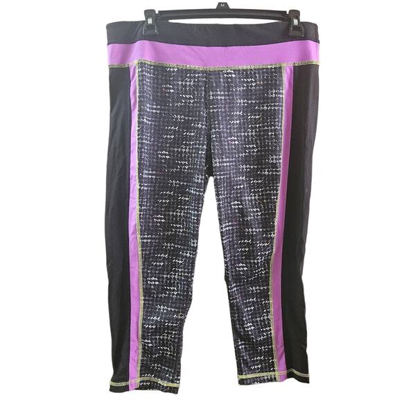 Black and Purple Capri Leggings Size Large - Picture 1 of 4